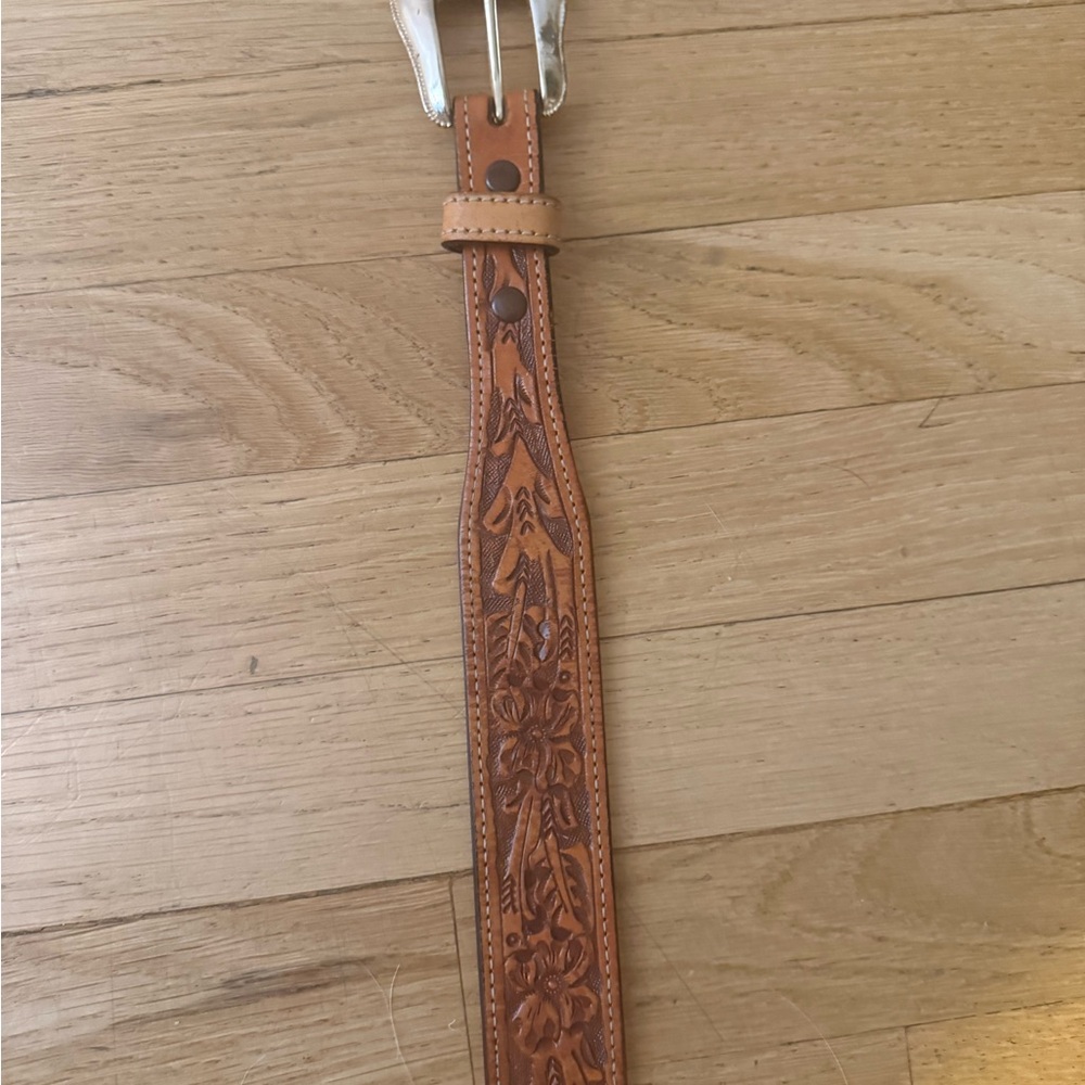 Brown Leather Men's Belt - Picture 4 of 7